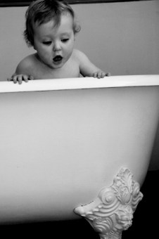 bath, black and white(1)